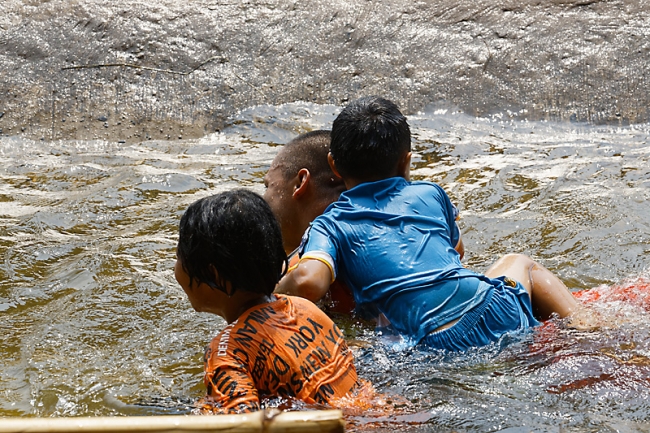 Famille et amis-AVR16-031